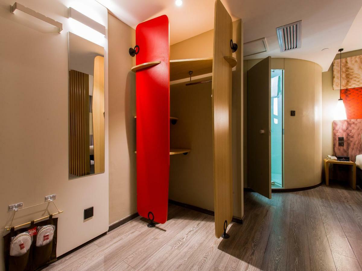 Ibis Lanzhou Train Station Hotel Ngoại thất bức ảnh