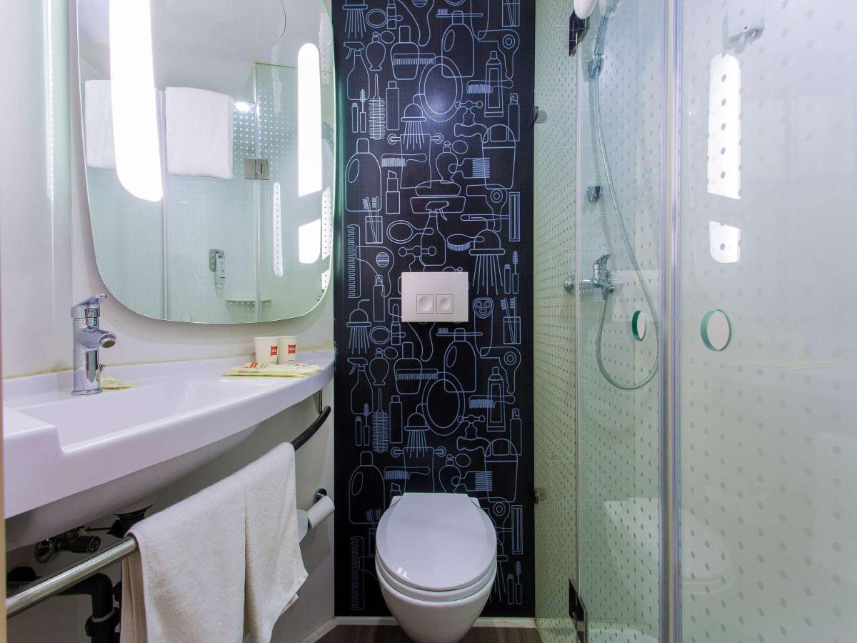 Ibis Lanzhou Train Station Hotel Ngoại thất bức ảnh